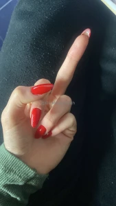 Vi piacciono le mie unghiette