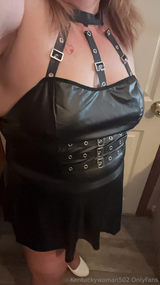 Scroll through my page do you like thick thighs bbw modern mature 