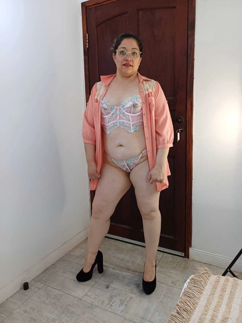 Hello baby mmm send me messages so we have a nice time 