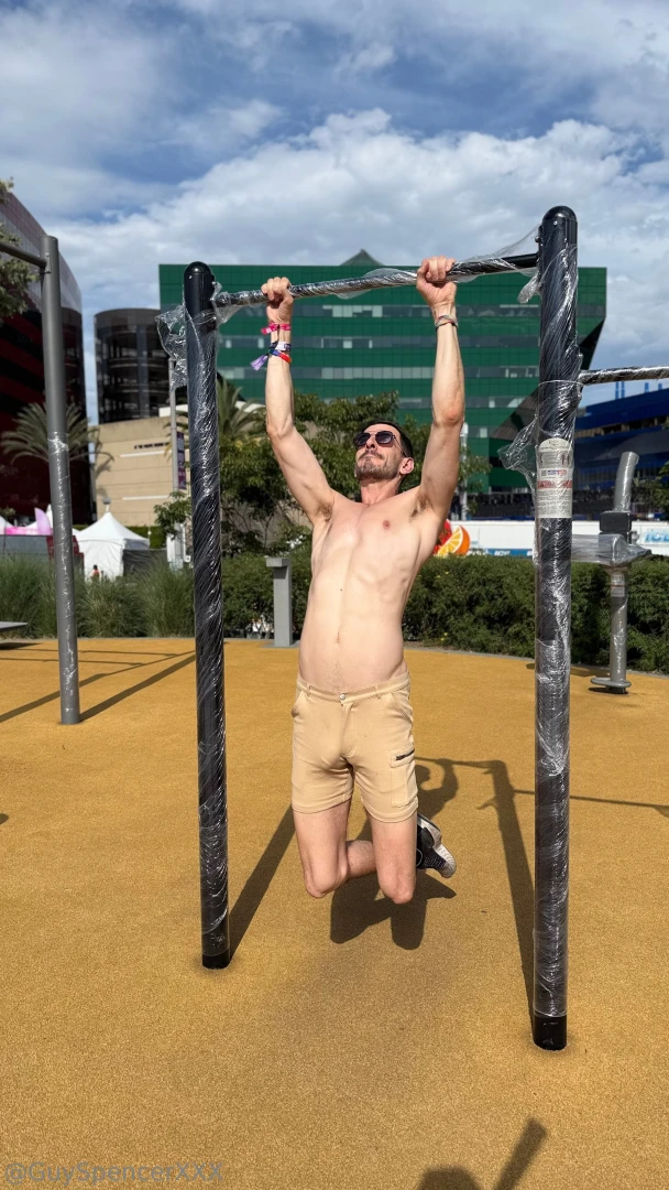 If you had seen me doing pull-ups at the park wearing these shorts 