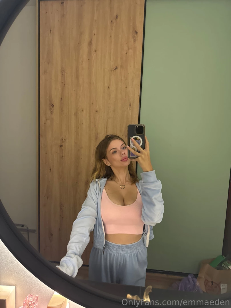 Back from a little shopping adventure and now it s time to settle into 