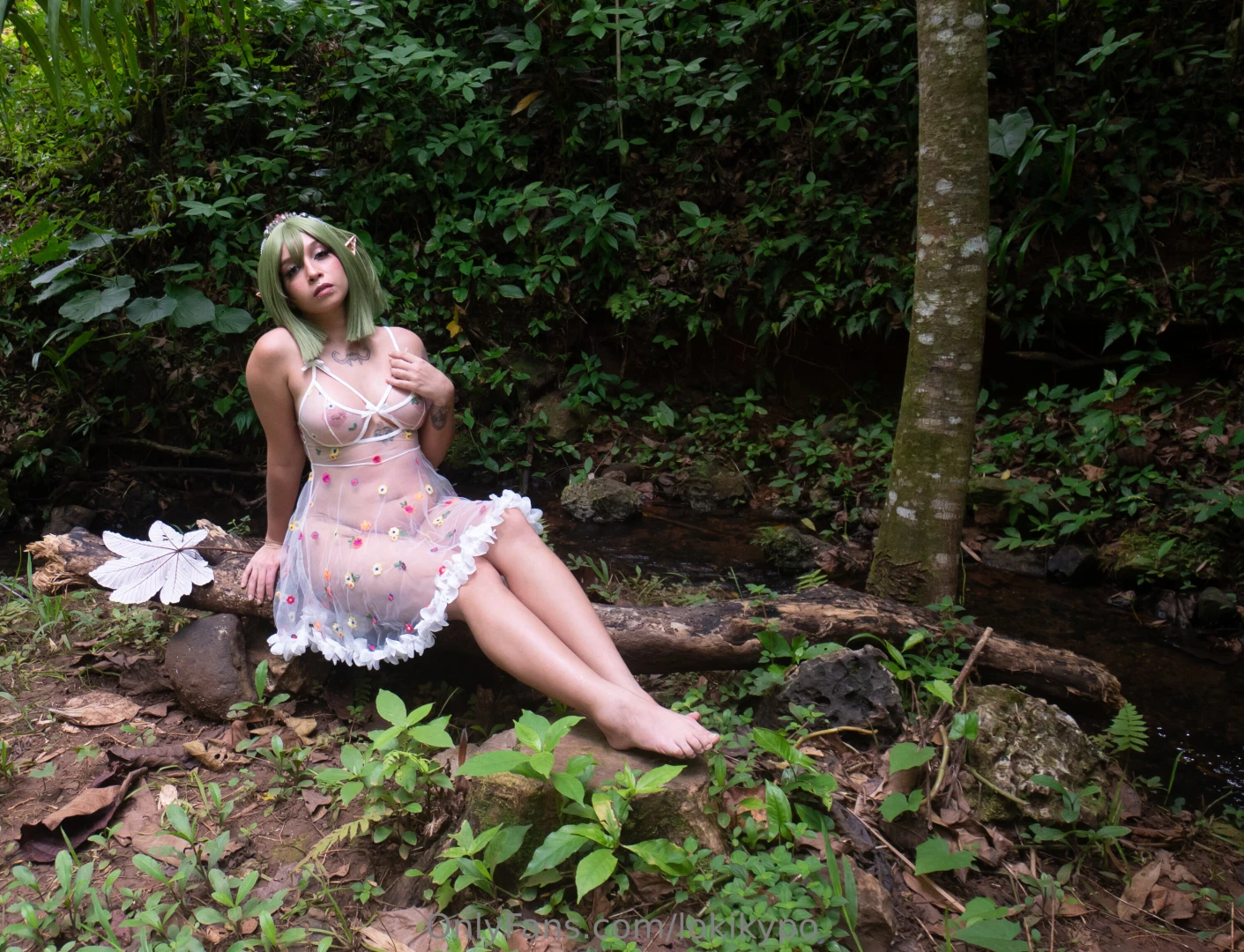 New sexy elf pictures coming to kypos_room part 1 