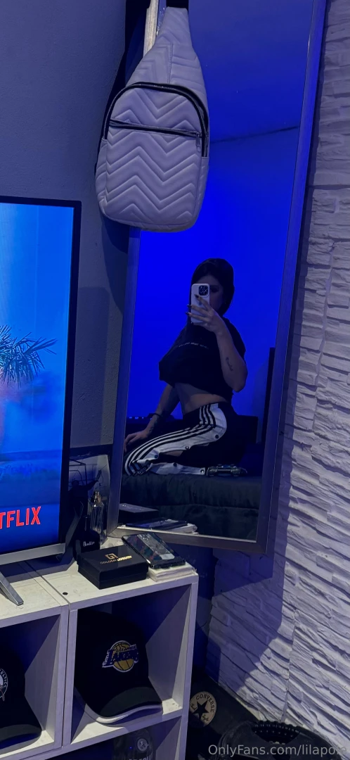 Netflix and chill anyone let s see where the night takes us 