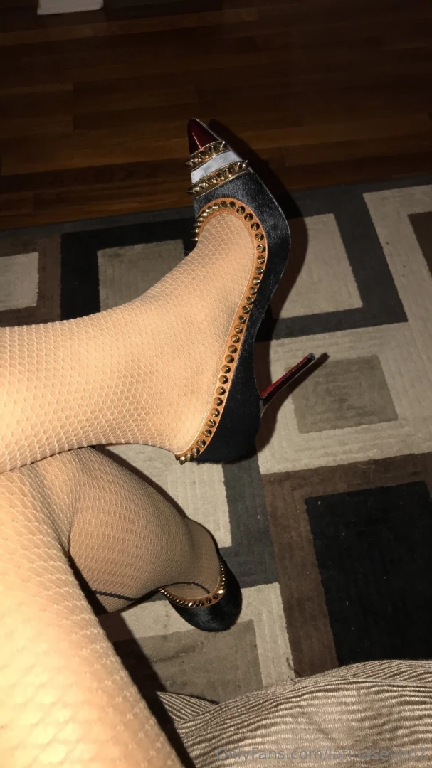 Louboutin part 2 