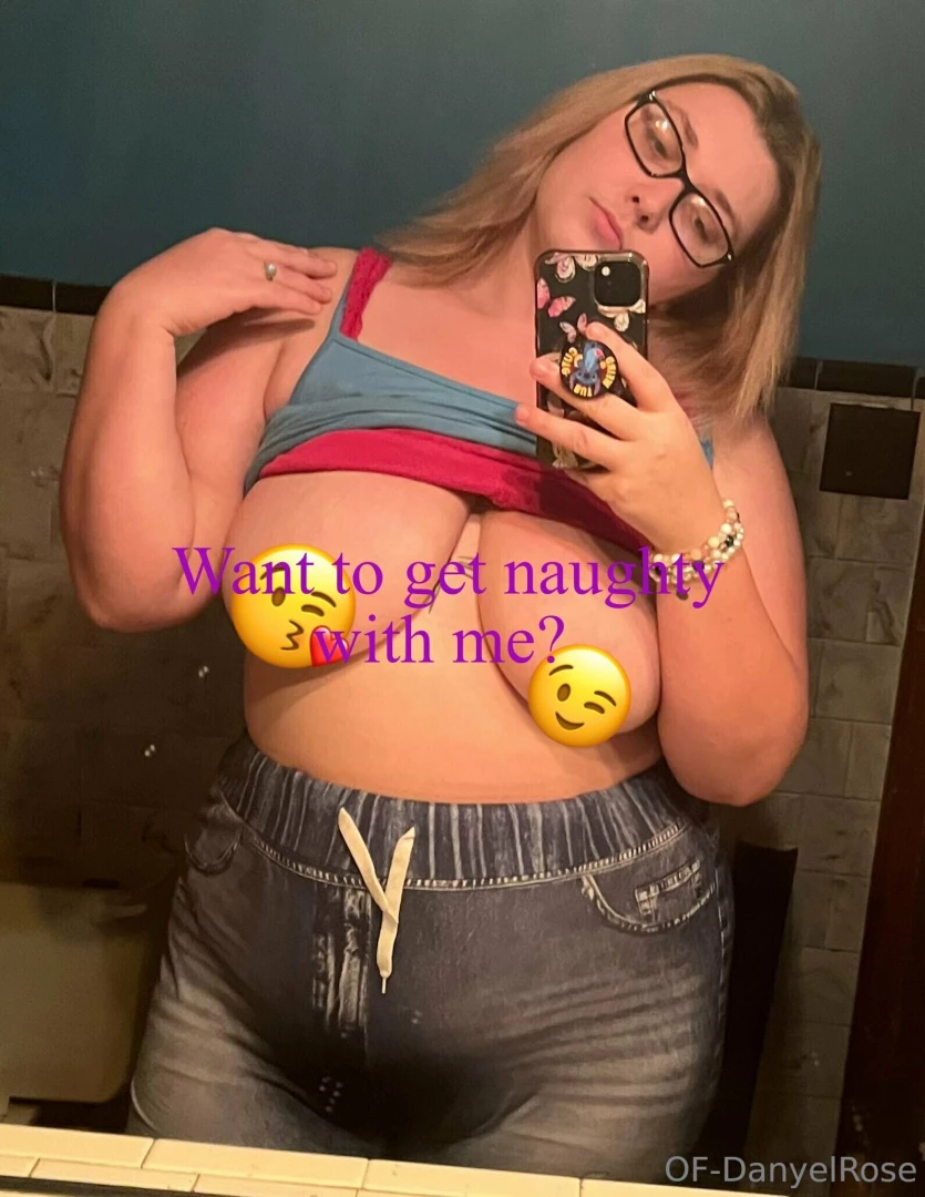 I m so loney i need you tonight let s have some fun 