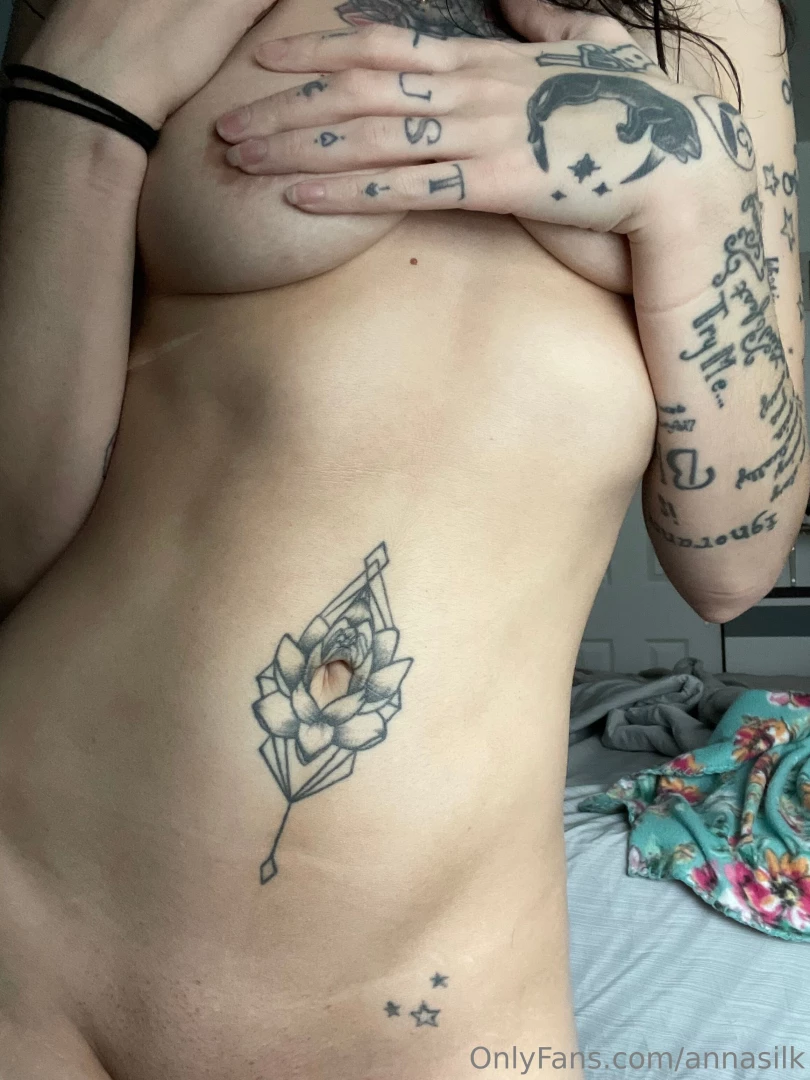 On a scale of 6- 9 how much do you like titties see what i did there 