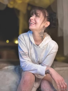 New content coming check your inbox i sell the biggest bundles for the