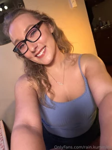 Streaming tonight - late night vibes https www twitch tv rainkummins