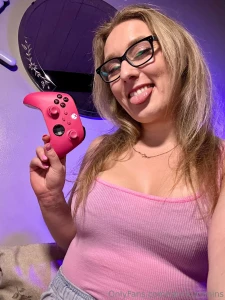 Playing rdr2 and celebrating hitting affiliate https twitch tv