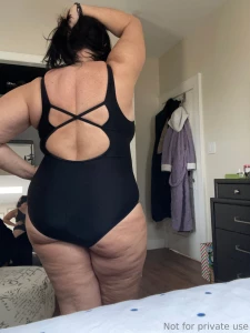 New swimsuit i like it