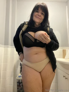 Dreary night just saying hi there s more exposed photos in your dms if