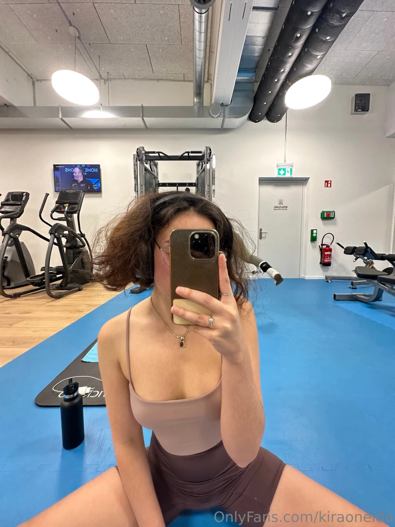 Who loves gym girl 