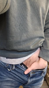 Would you be able to resist if i was standing in the kitchen teasing part 1