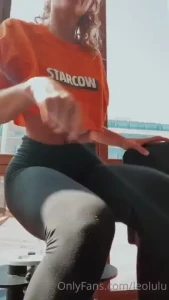 Haha another flash in the gym flashing the booty and titties is risky