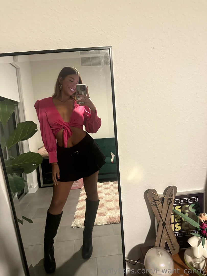 What s your favorite color you ve seen me wear or what would you want 