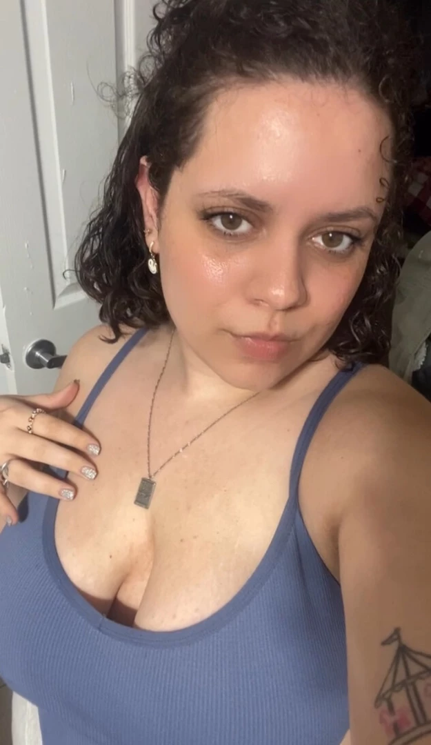 Available for fetish roleplay text or jerk off encouragement video 