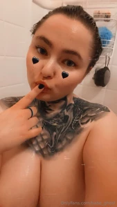 Shower pics and videos