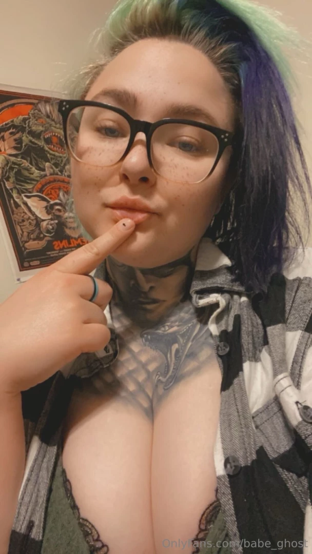 Can you still be sexy with clothes on 