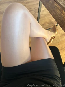 Get under my desk and give my nylon feet the attention they deserve part 2