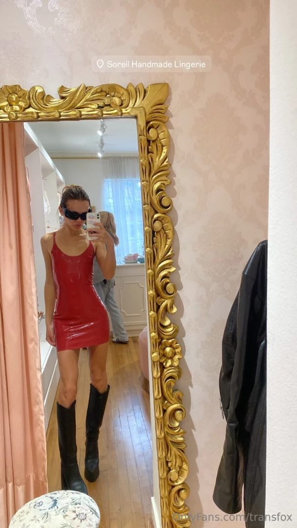 Red always makes me feel sooo sexy and horny you know in what color do 