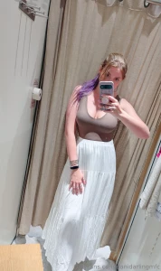 I was in a white skirt kind of mood which do you prefer