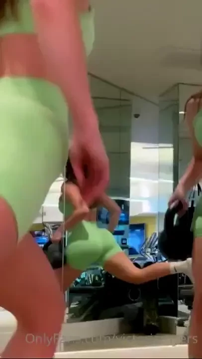 Today s workout check your dms for something hot 