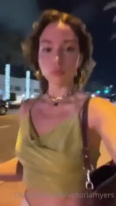 Let s take a walk bb
