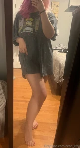 I can never walk past a mirror without taking a pic even the smudged part 1