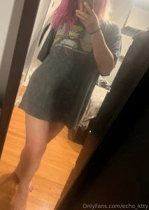 I can never walk past a mirror without taking a pic even the smudged