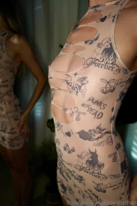 Pretend you re out at the bar one night and run into me wearing this part 1