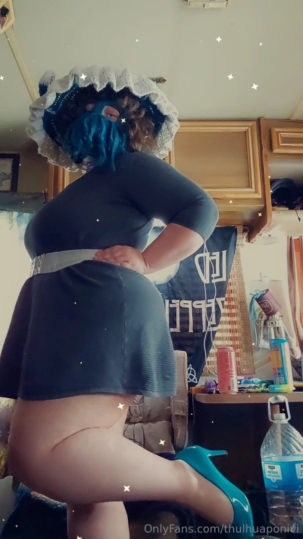 I ve been showing my body and holes to some absolute freaks lately the 