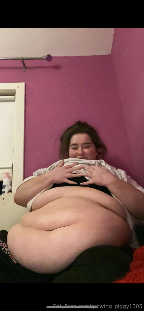 Sometimes i look at myself and realise how fat i ve let myself get and 