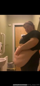 Sometimes i look at myself and realise how fat i ve let myself get and part 3