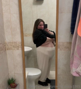 Swipe for the belly after a full dominos and sides i wasn t satisfied