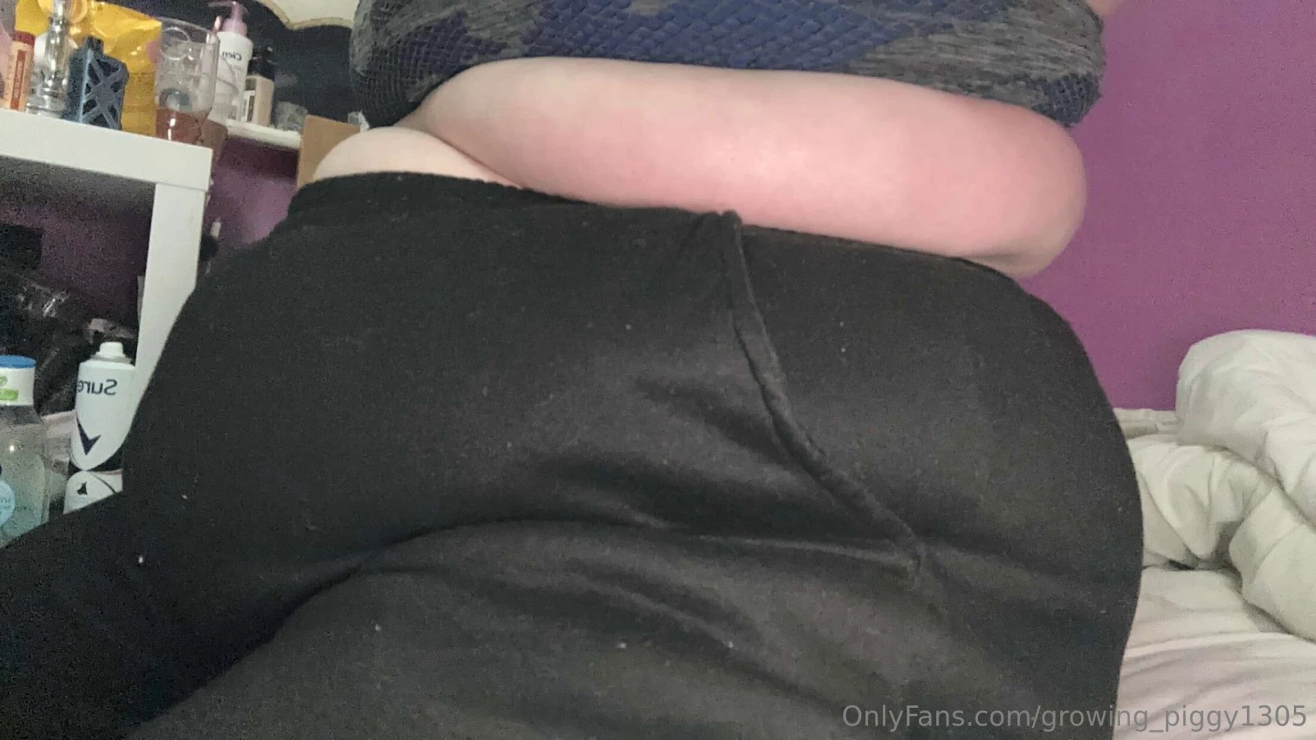 Piling on the pounds for you baby feeling very round part 2 