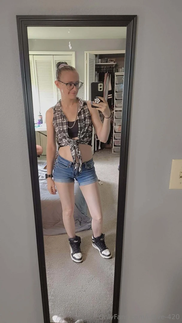 Here s the 22 minute video of me masterbating i hope you like it it s 