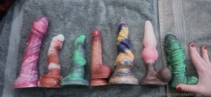 Decision time which dildo would you like to see in my next video the part 1