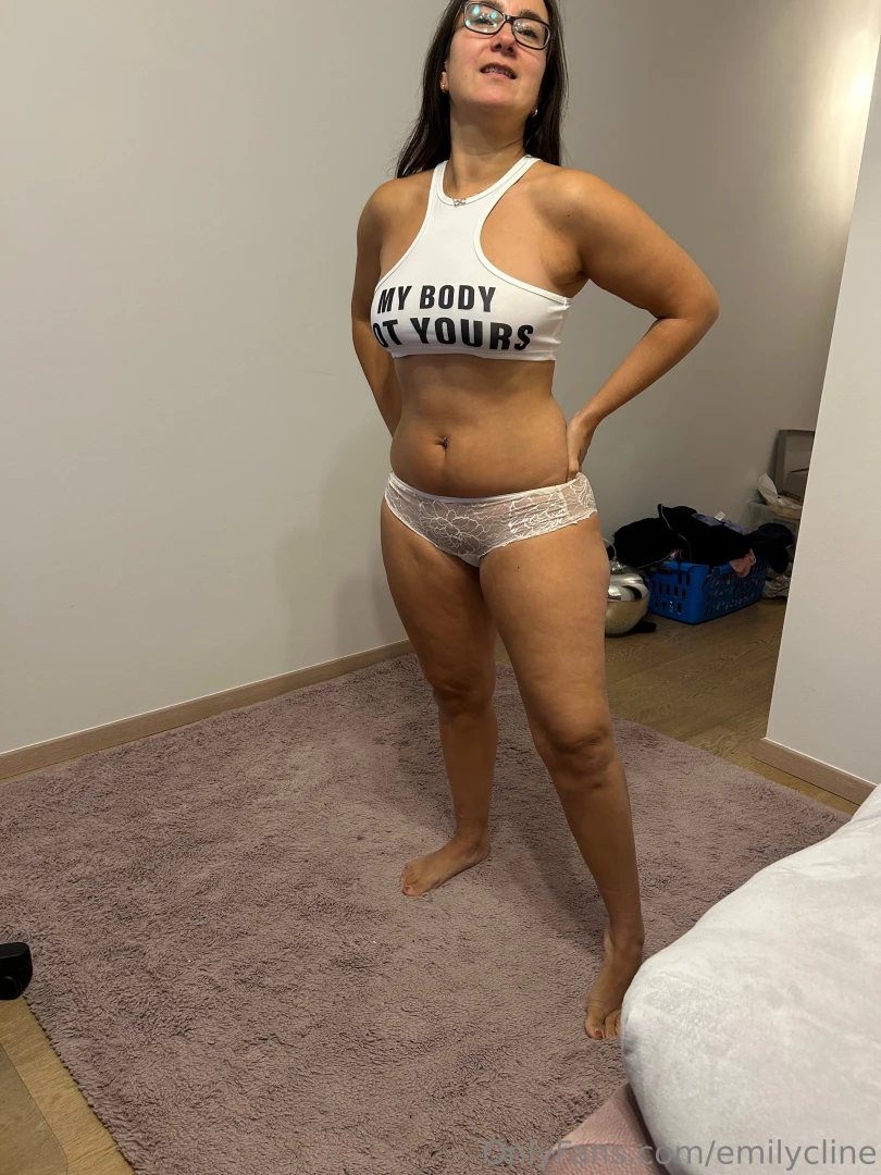 Wanna make some yoga moves with me 