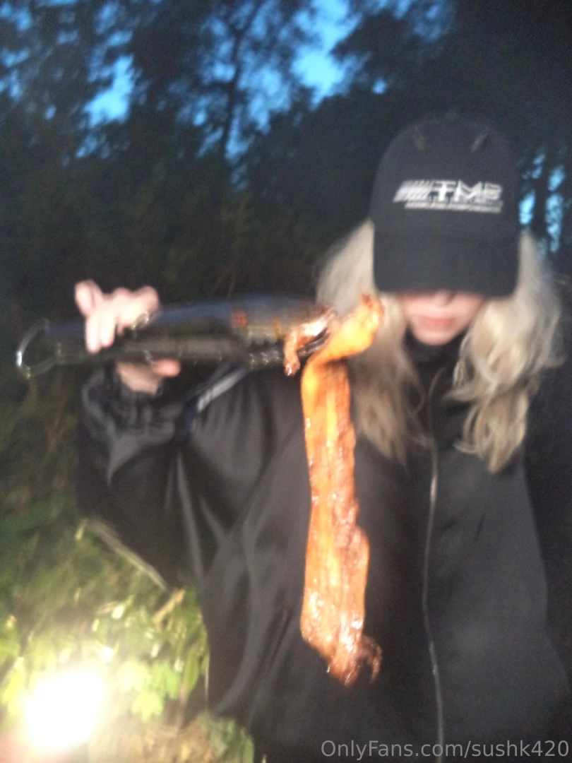 Uff i wish we were going to a barbecue right now instead of all this 