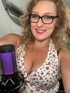 More skyrim on twitch come chill https www twitch tv rainkummins