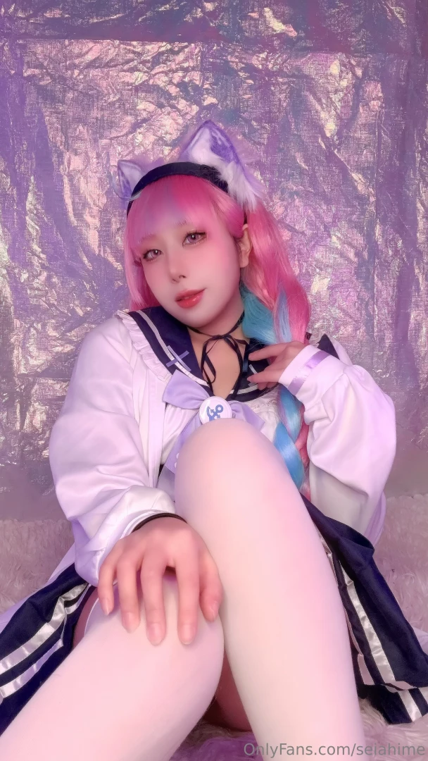 Send me a dm if you want to see me taking off this clothes 