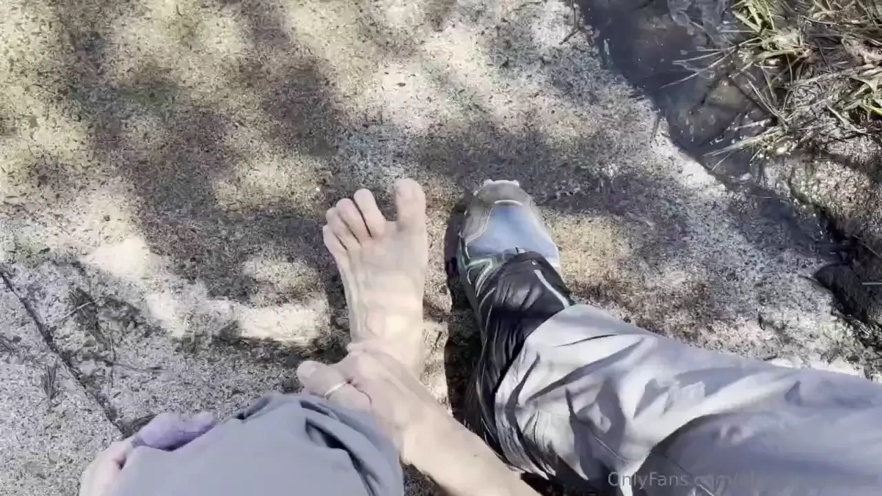 Mountain pedicure foot fetish i backpacked all day and gave myself a 
