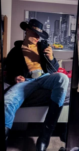 Wanna see your cowboy cum text me