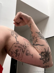 Random progress pics that i think the world needs to see oh and my part 5