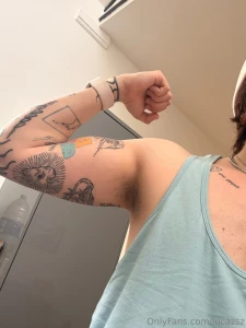 Boobs big arms amp bulges part 1