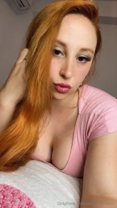 Dont just look at me like that send me a chat