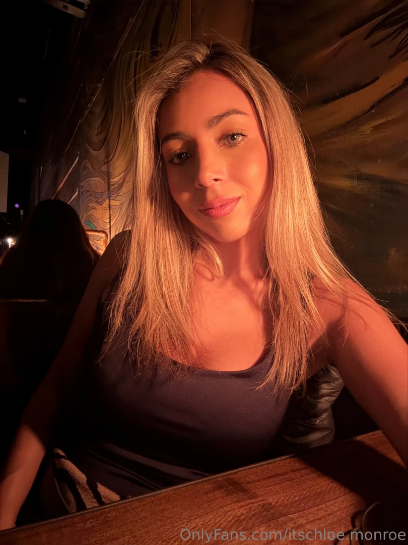 More selfies or are you craving more full-body photos 