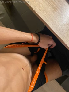 Tu viens me la rendre dur aujourd hui je t attend en dm pour qu on s