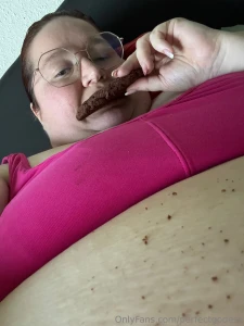 Your piggy keeps putting in the calories even though the heat is