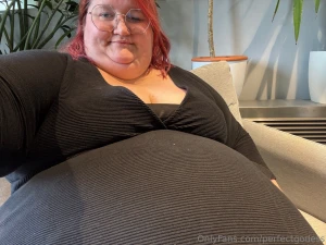 Piggy has to take a work break part 2